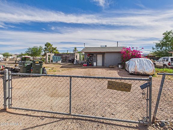2nd image of 4604 S 5TH Street