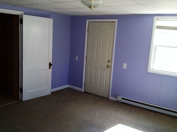 Bedroom separate 2 nd exit