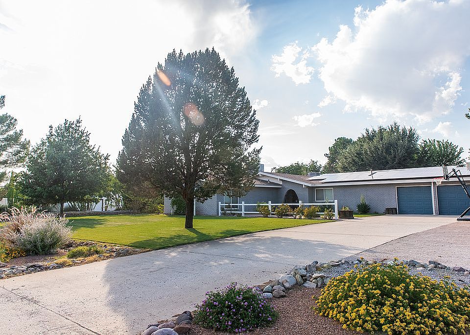 1st image of 3005 Karen Dr