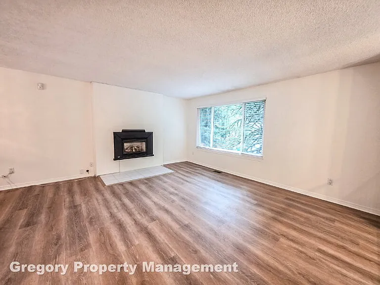 19044 NE 165th Pl — Photo 4