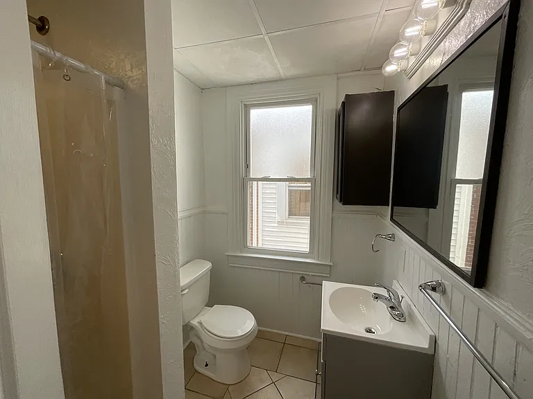 286 W Jackson St — Photo 6