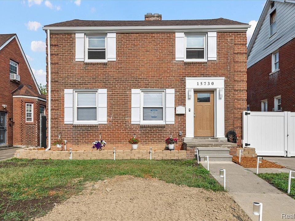 15730 Mansfield St, photo 2