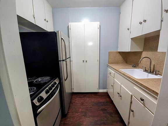 5th image of 2228 Bellefontaine St APT 3
