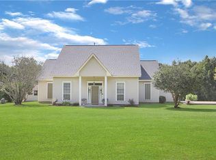 230 Churchill Downs Dr, Bush, LA 70431
