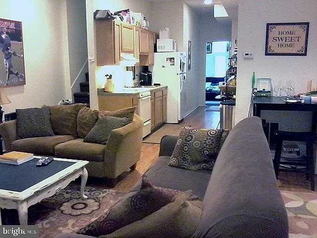 1531 Poplar St #1 — Photo 4