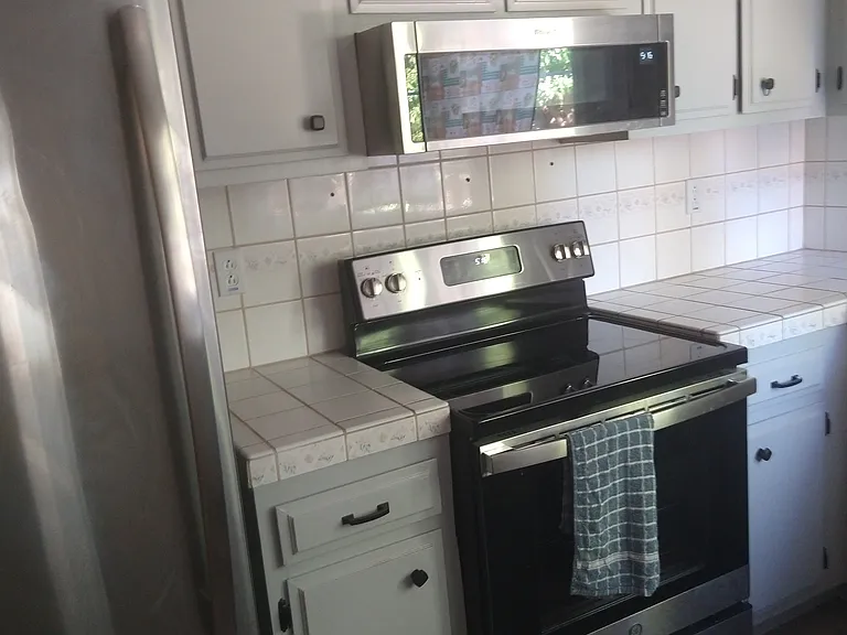 Oakmont Pl — Photo 10