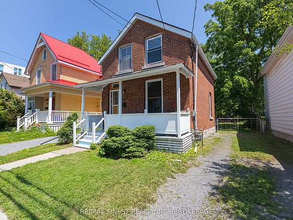 3rd image of 445 Albert St