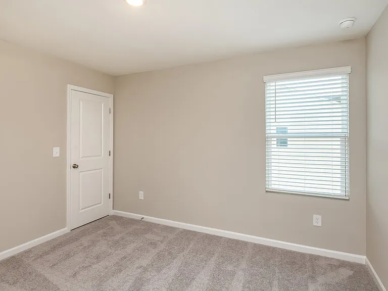 15 Streamview — Photo 14