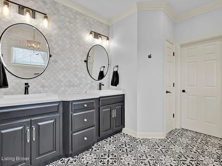2603 Locust Hill Pl — Photo 27