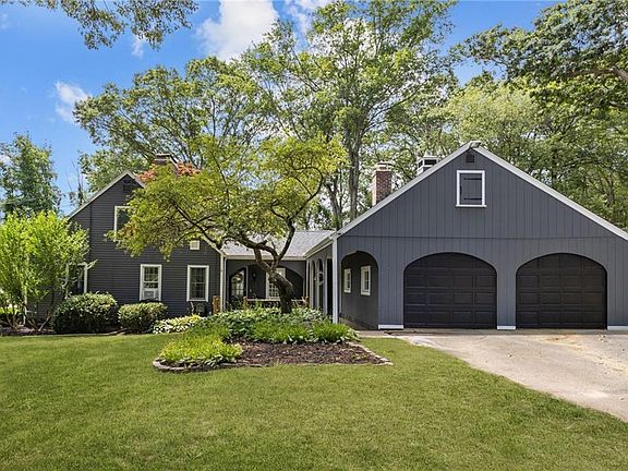 4th image of 495 Gauvin Dr