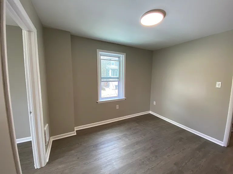 944 Sullivan St #2 — Photo 22