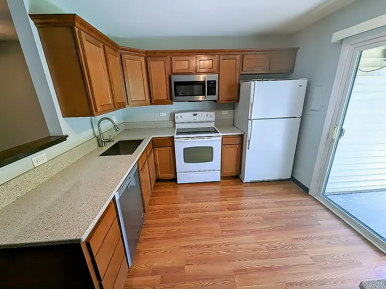 165 N Waters Edge Dr #102 — Photo 6