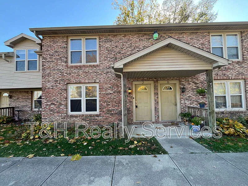 3 bed, 2.0 bath, 1478 sqft, $1,125 — Photo 1