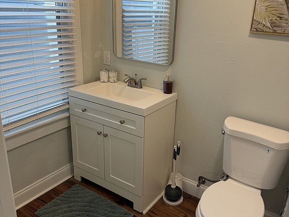 5th image of 217 W 30th St #1A