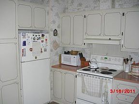 5th image of 105 W Pine Dr