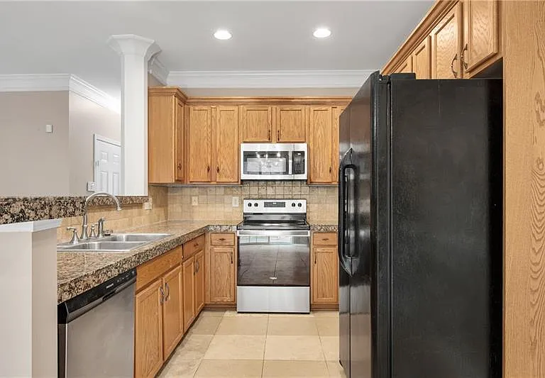 3194 Cedar Glade Ln — Photo 10