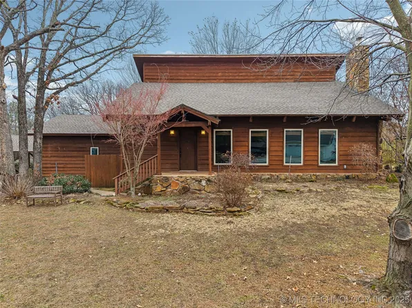 136 N Salt Creek Dr, Mannford, OK 74044