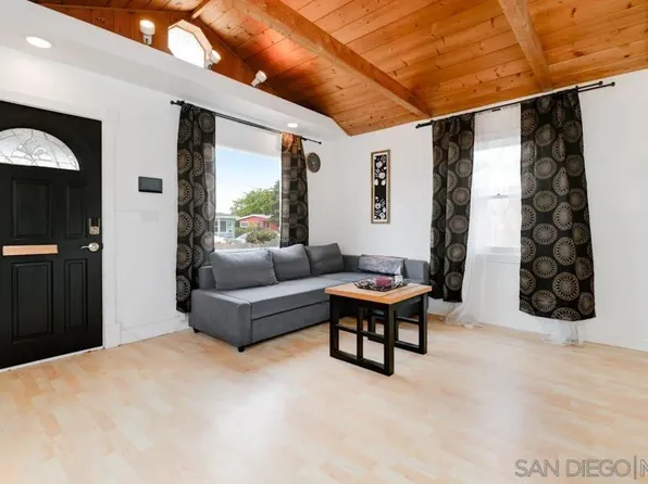 941 12th St, Imperial Beach, CA 91932