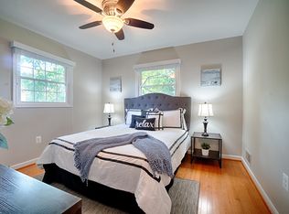 6712 Quander Rd, Alexandria, VA 22307