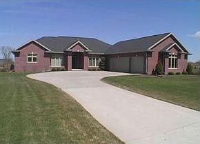 2nd image of 3064 Pepperidge Dr