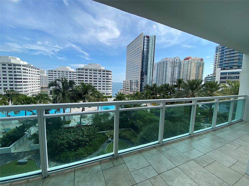 1st image of 951 Brickell Ave APT 1404