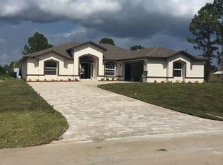 1010 Apple Ave, Lehigh Acres, FL 33971