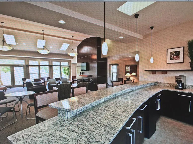 11704 Olde English Dr #H — Photo 12