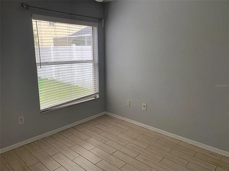 9405 Hidden Water Cir — Photo 39