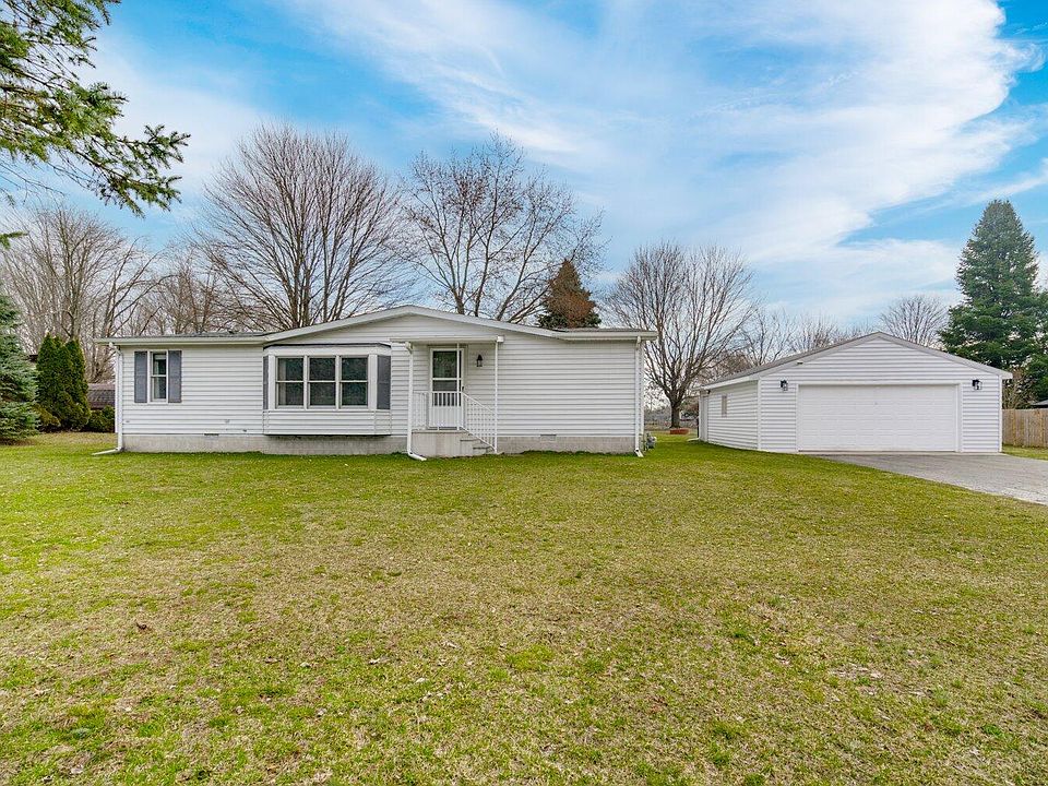 1st image of 20301 Meadow Dr