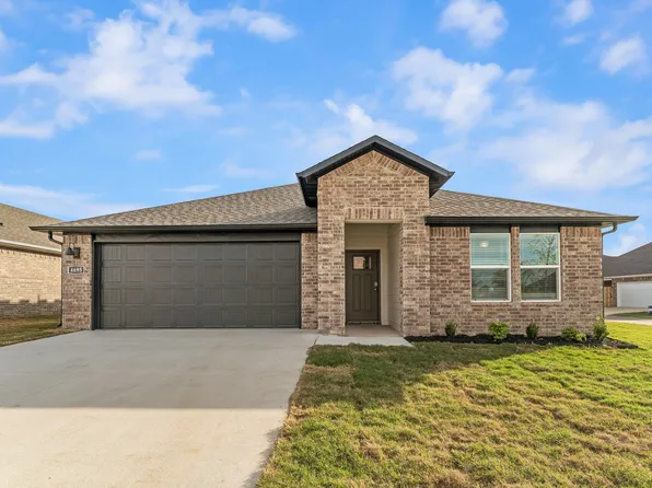 4695 W Aurora St, Fayetteville, AR 72704