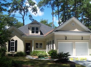 68 Village Green Cir, Savannah, GA 31411