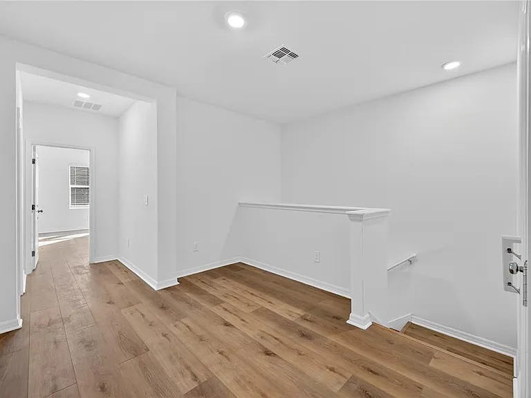 3346 Lapis Lake Dr — Photo 8
