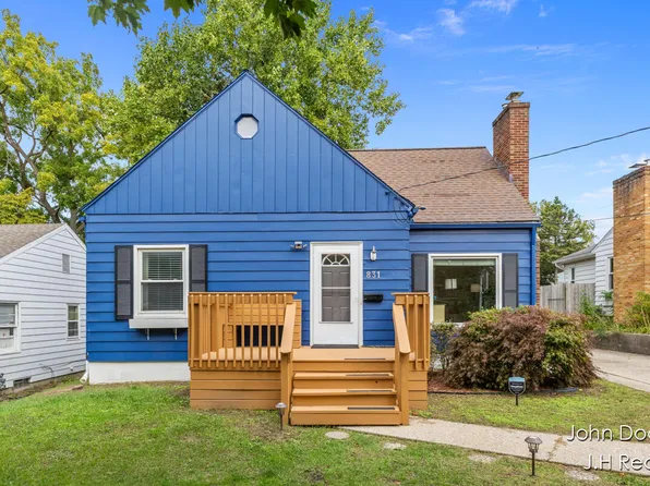 831 Everglade Dr SE, Grand Rapids, MI 49507