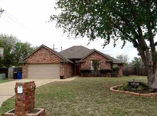 1817 Windsor Dr, Duncan, OK 73533