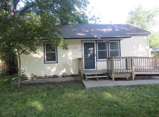 2017 Judson St, Manhattan, KS 66502