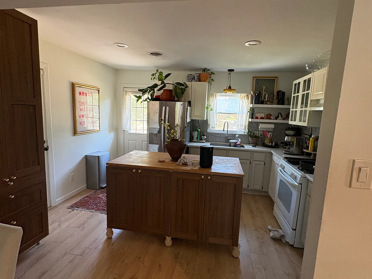 3 bed, 1216 sqft, $2,850 — Photo 3