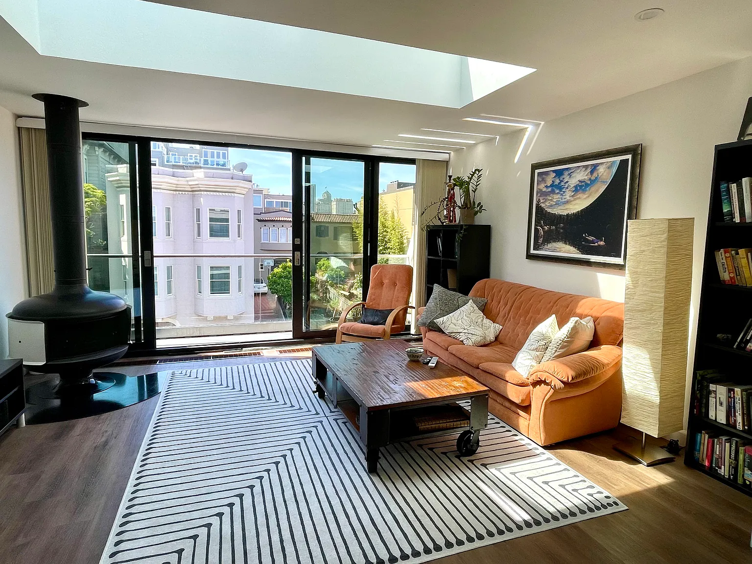 1 bed, 700 sqft, $5,500 — Photo 1