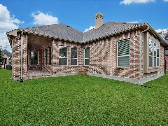 5th image of 34 Danby Pl