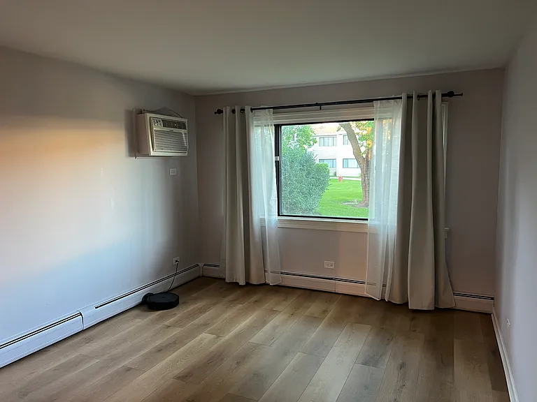 3500 Bayside Dr #2 — Photo 4