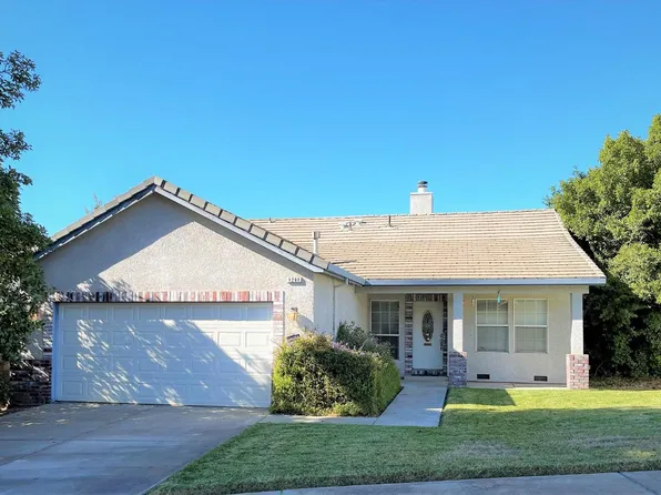 1290 David Dr, Oakdale, CA 95361