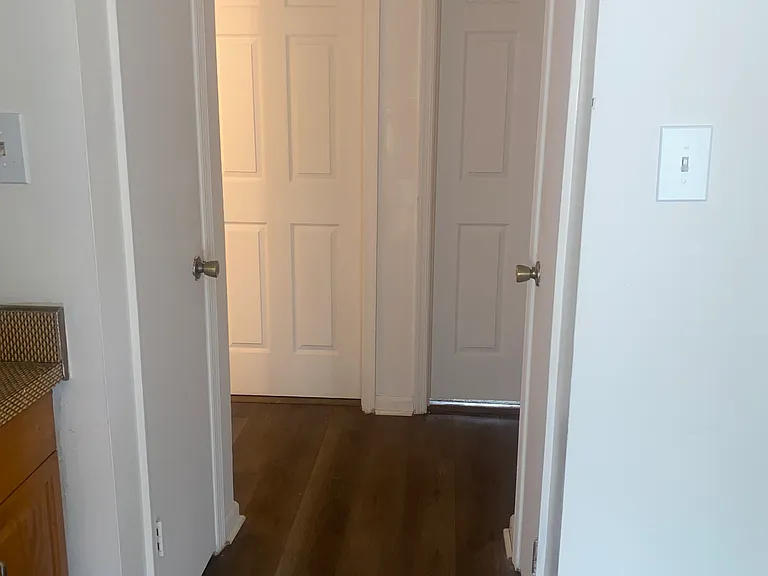 3500 Irvington Ct — Photo 8