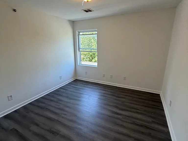 428 Jefferson Ave #3B — Photo 4