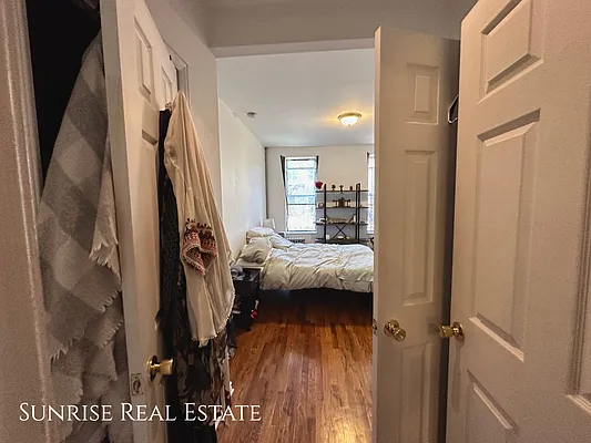 Rented by Sunrise Real Estate | media 5