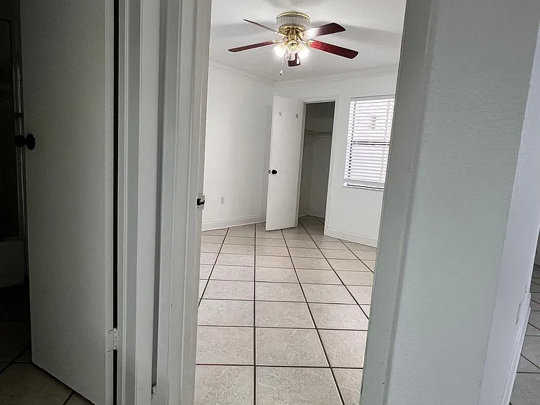 3004 Parkway Blvd #209 — Photo 37