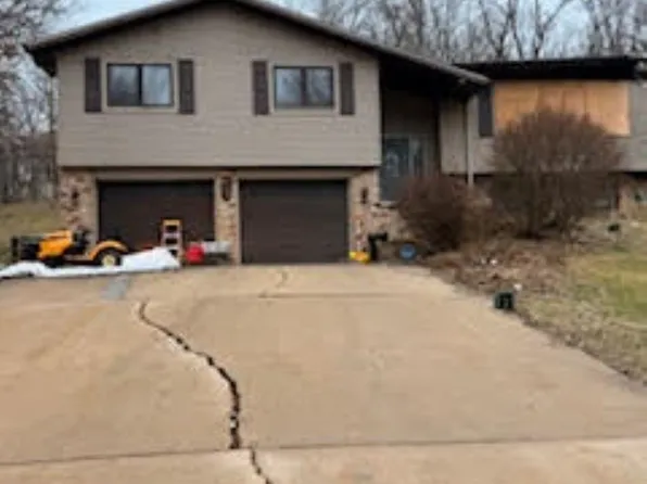 469 Ravine St, Port Byron, IL 61275