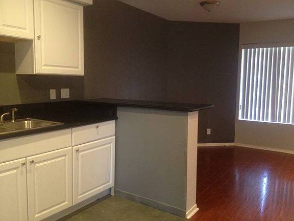 Kitchen & Living Room