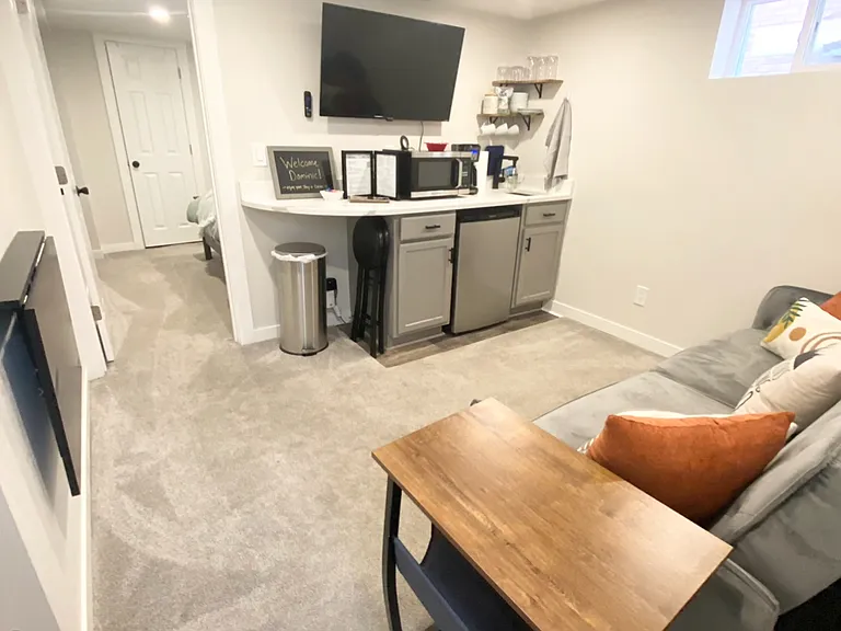 531 N Logan St — Photo 15