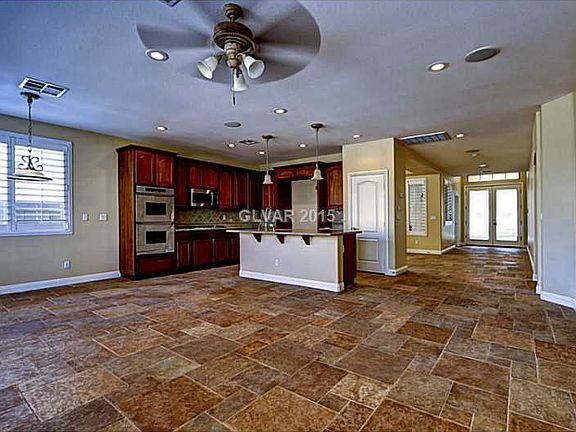 3rd image of 525 Kanani Ct