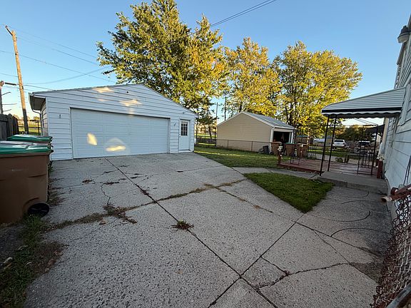 5th image of 4553 Union Rd #1