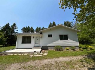 N1901 Kutz Rd, Marinette, WI 54143